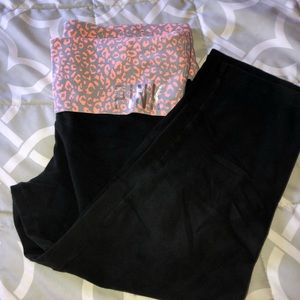 Victoria’s Secret Pink Cropped Leggings